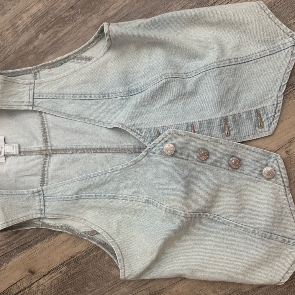 Forever 21 Light Wash Denim Vest - Pale Blue